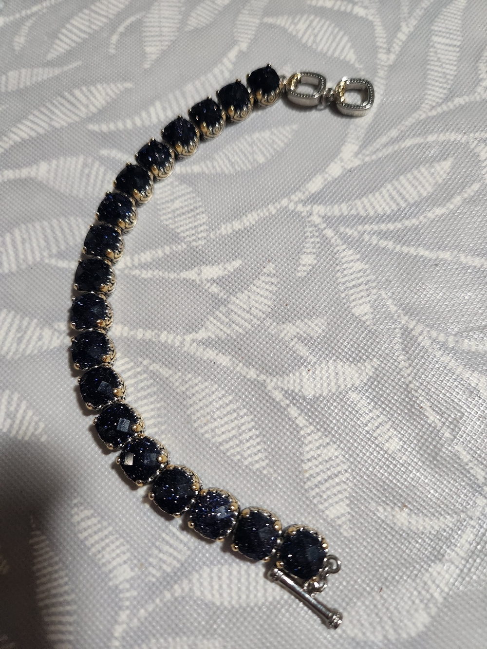 Parklane Nightfall Signature impression bracelet. navy with sparkling stones